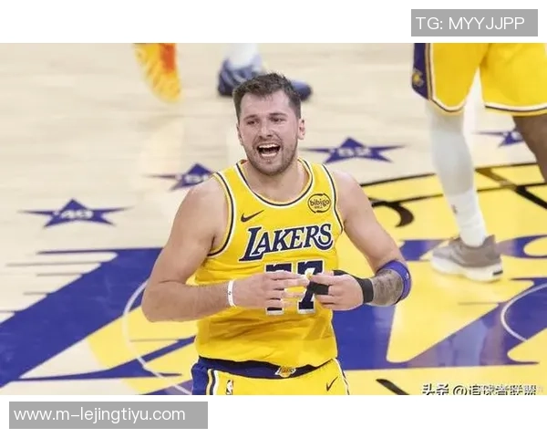 媒体人分析东契奇与哈登的表现差异及乔詹曾遭质疑的经历